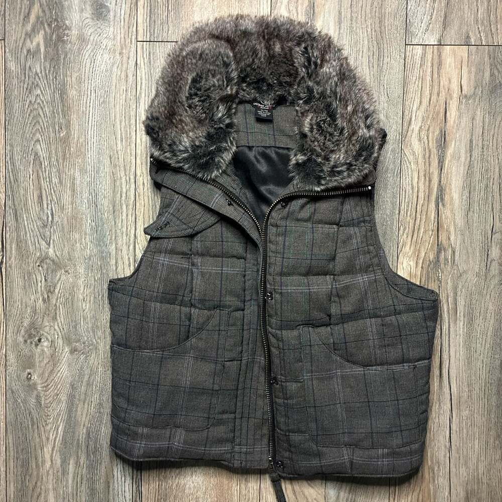 Guess 2000’s Faux Fur Plaid Quilted Vest